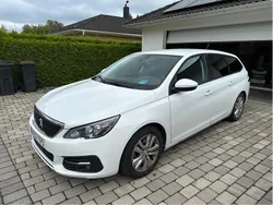 Vit Begagnad 2017 Peugeot 308 Active Kombi | 99 900 kr (Lite dyr)