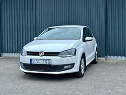 Vit Begagnad 2010 VW Polo Comfortline Halvkombi | 108 000 kr (Lite dyr)
