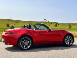 Röd Begagnad 2016 Mazda MX5 Cab | 210 000 kr (Bra pris)