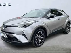 Grå Begagnad 2018 Toyota C-HR SUV | 205 900 kr