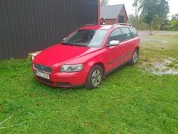 Röd Begagnad 2007 Volvo V50 Kombi | 10 000 kr (Bra pris)