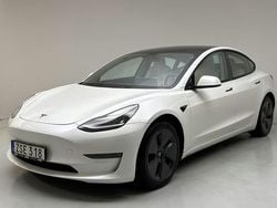 Vit Begagnad 2021 Tesla Model 3 Sedan | 195 000 kr (Superpris)