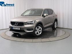 Grå Begagnad 2021 Volvo XC40 Momentum SUV | 319 900 kr (Marknadspris)