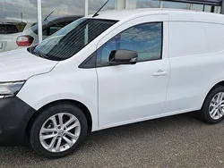 Vit Begagnad 2022 Nissan Townstar N-Connecta Minibuss | 199 900 kr (Bra pris)