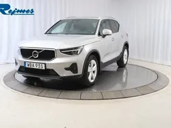 Silver Begagnad 2023 Volvo XC40 Core SUV | 349 900 kr (Bra pris)