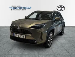 Grön Begagnad 2024 Toyota Yaris Cross Active SUV | 329 900 kr (Marknadspris)
