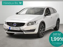 Silver Begagnad 2016 Volvo V60 CC Summum Kombi | 187 900 kr (Marknadspris)