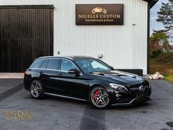 Svart Begagnad 2018 Mercedes C63S AMG AMG Kombi | 489 000 kr