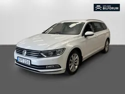 Vit Begagnad 2015 VW Passat Kombi | 144 900 kr (Marknadspris)