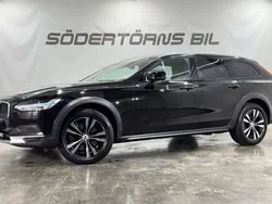 Svart Begagnad 2021 Volvo V90 CC Kombi | 289 900 kr (Marknadspris)