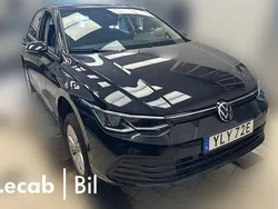 Svart Begagnad 2022 VW Golf VIII Kombi | 232 500 kr (Marknadspris)