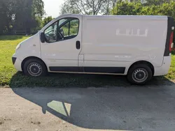 Vit Begagnad 2013 Nissan Primastar Minibuss | 59 000 kr (Bra pris)