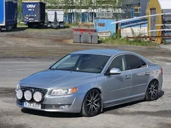 Silver Begagnad 2007 Volvo S80 Momentum Sedan | 60 000 kr (Bra pris)