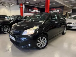 Svart Begagnad 2011 Toyota Yaris Halvkombi | 79 000 kr (Dyr)