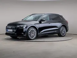 Svart Begagnad 2019 Audi e-tron Proline SUV | 339 000 kr (Bra pris)