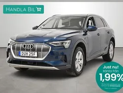 Blå Begagnad 2019 Audi e-tron Proline SUV | 324 900 kr (Marknadspris)