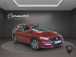 Röd Begagnad 2014 Honda Civic Comfort Kombi | 79 990 kr (Lite dyr)