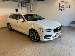 Vit Begagnad 2016 Volvo V90 Momentum Kombi | 289 900 kr (Dyr)