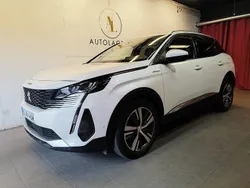Vit Begagnad 2021 Peugeot 3008 Allure SUV | 274 900 kr (Marknadspris)