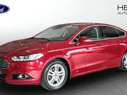 Röd (red) Begagnad 2017 Ford Mondeo Titanium Halvkombi | 179 900 kr (Marknadspris)