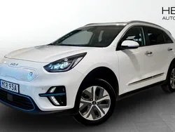 Vit (white) Begagnad 2021 Kia e-Niro 2 SUV | 254 900 kr (Bra pris)