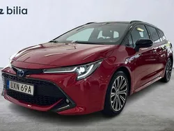 Röd Begagnad 2019 Toyota Corolla Style Kombi | 259 900 kr (Lite dyr)