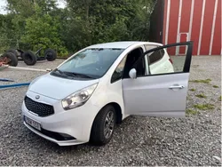 Vit Begagnad 2016 Kia Venga Comfort Halvkombi | 79 000 kr (Bra pris)