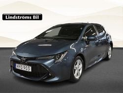 Blå Begagnad 2019 Toyota Corolla Hybrid Style Halvkombi | 239 000 kr (Lite dyr)
