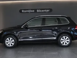 Svart Begagnad 2013 VW Touareg SUV | 144 900 kr (Marknadspris)