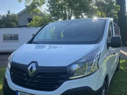 Vit Begagnad 2018 Renault Trafic Van | 200 000 kr (Lite dyr)