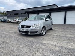 Silver Begagnad 2006 VW Polo Comfortline Halvkombi | 24 900 kr (Marknadspris)