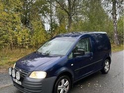 Blå Begagnad 2006 VW Caddy Minibuss | 35 000 kr