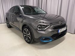 Grå Begagnad 2023 Citroën e-C4 Exclusive Sedan | 224 700 kr (Bra pris)