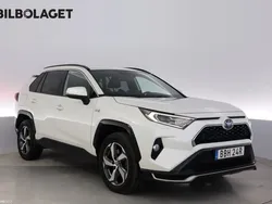Vit Begagnad 2020 Toyota RAV4 Hybrid SUV | 329 500 kr (Marknadspris)