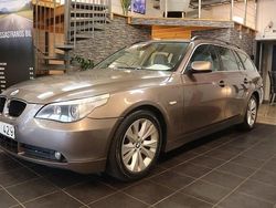 Ljusgrå Begagnad 2006 BMW 523 Kombi | 57 900 kr (Marknadspris)