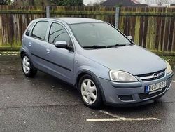 Grå Begagnad 2004 Opel Corsa Halvkombi | 12 500 kr (Marknadspris)