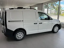 Vit (candyvit) Ny 2025 VW Caddy Minibuss | 361 250 kr (Dyr)