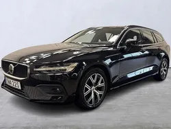 Svart Begagnad 2023 Volvo V60 Core Kombi | 315 000 kr (Bra pris)