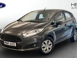 Grå (grey) Begagnad 2015 Ford Fiesta Halvkombi | 99 900 kr (Marknadspris)