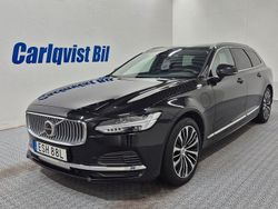Svart (svart metallic) Begagnad 2023 Volvo V90 Core Kombi | 355 000 kr (Marknadspris)