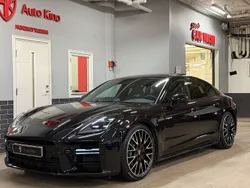 Svart Begagnad 2024 Porsche Panamera 4 Sedan | 1 399 000 kr (Bra pris)