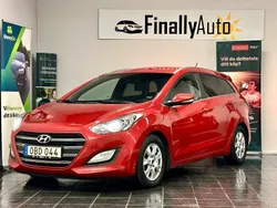 Röd Begagnad 2016 Hyundai i30 Comfort Kombi | 99 900 kr (Marknadspris)
