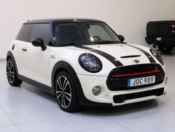 Vit Begagnad 2016 Mini Cooper S Pepper Halvkombi | 139 900 kr (Lite dyr)