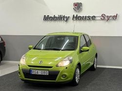 Grön Begagnad 2010 Renault Clio R.S. Halvkombi | 29 900 kr (Marknadspris)