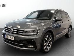 Mörkgrå Begagnad 2021 VW Tiguan Allspace Highline SUV | 359 900 kr (Marknadspris)