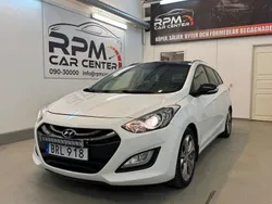 Vit Begagnad 2014 Hyundai i30 Kombi | 69 900 kr (Marknadspris)
