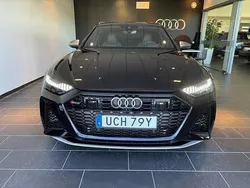 Sebringsvart kristalleffekt Begagnad 2021 Audi RS6 Kombi | 1 079 000 kr
