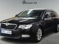 Svart Begagnad 2010 Skoda Superb Ambition Kombi | 58 900 kr (Marknadspris)