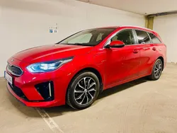 Röd Begagnad 2021 Kia Ceed Sportswagon Kombi | 199 000 kr (Bra pris)