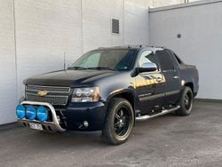 Blåmetalic Begagnad 2008 Chevrolet Avalanche LTZ Pickup | 149 000 kr